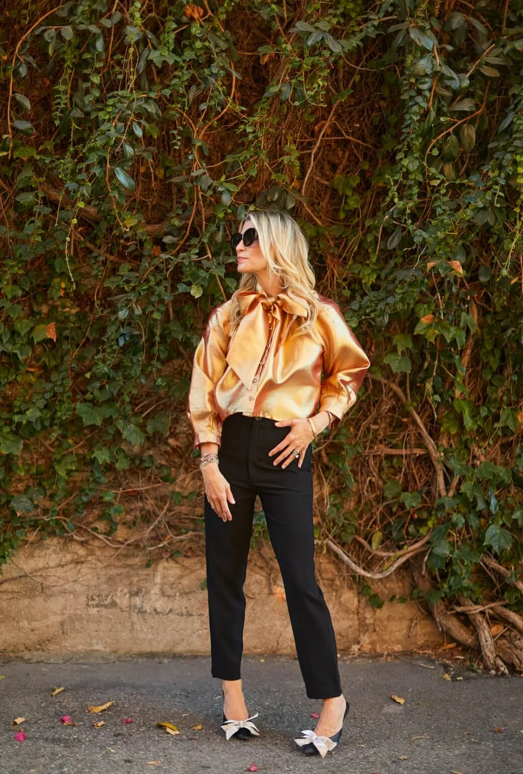Big Bow Blouse Cropped - Gold Organza HighNeck Versatile Style