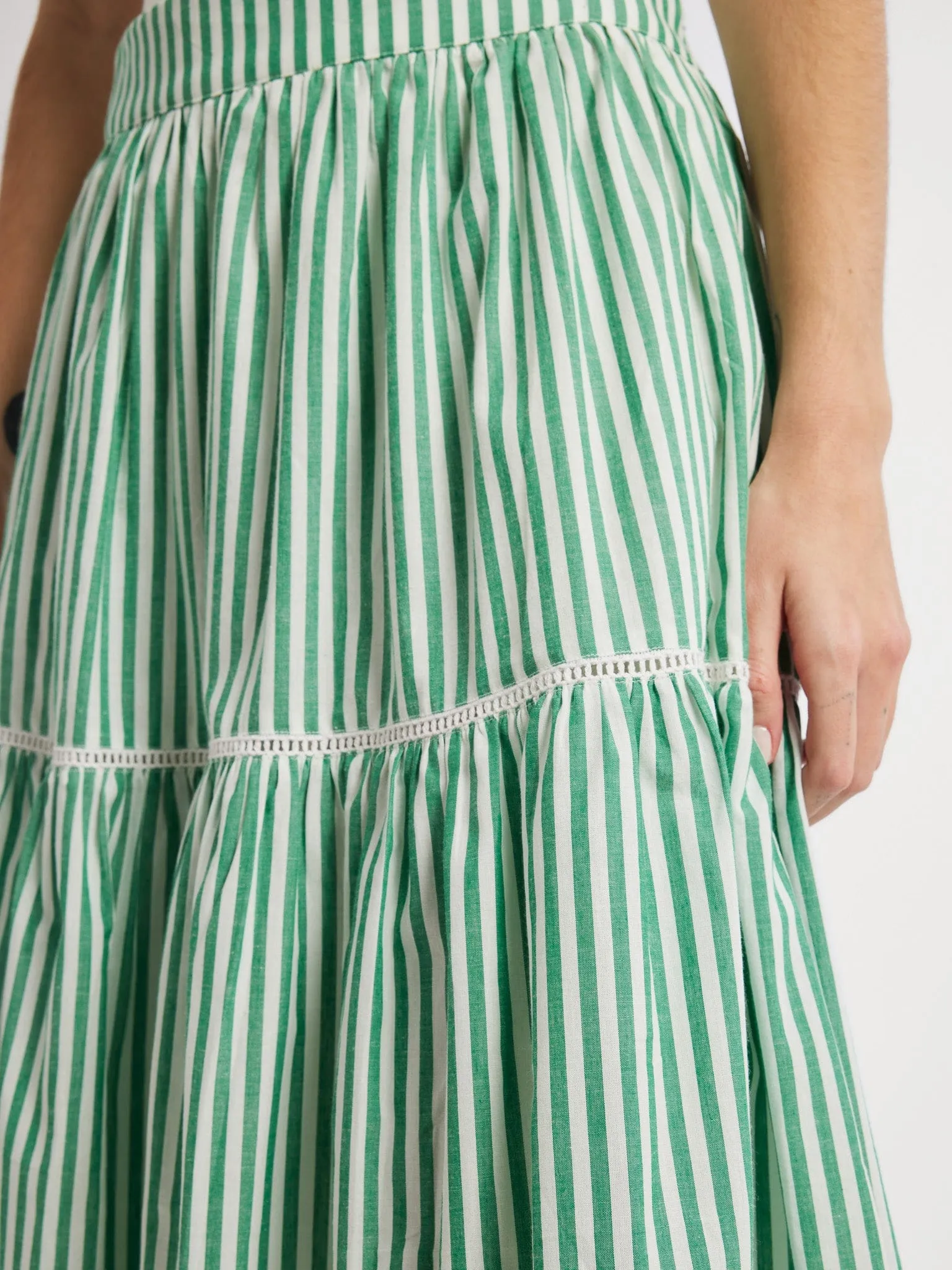 Betty Skirt in Kelly Stripe LightweightTexture Bonded Seam Innovation