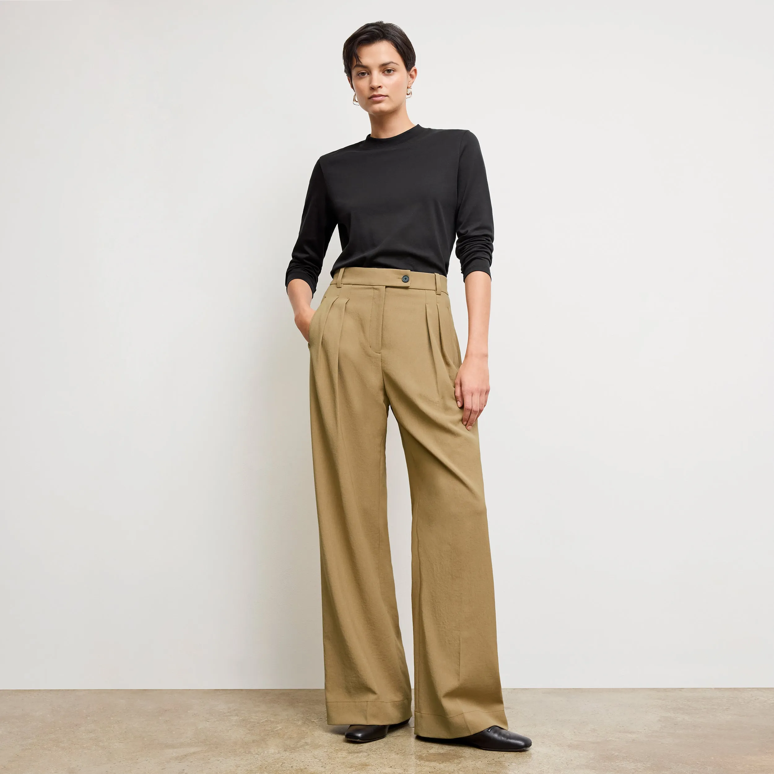 Raquel Long-Sleeve Tee - Organic Pima Cotton :: Black Street Casual