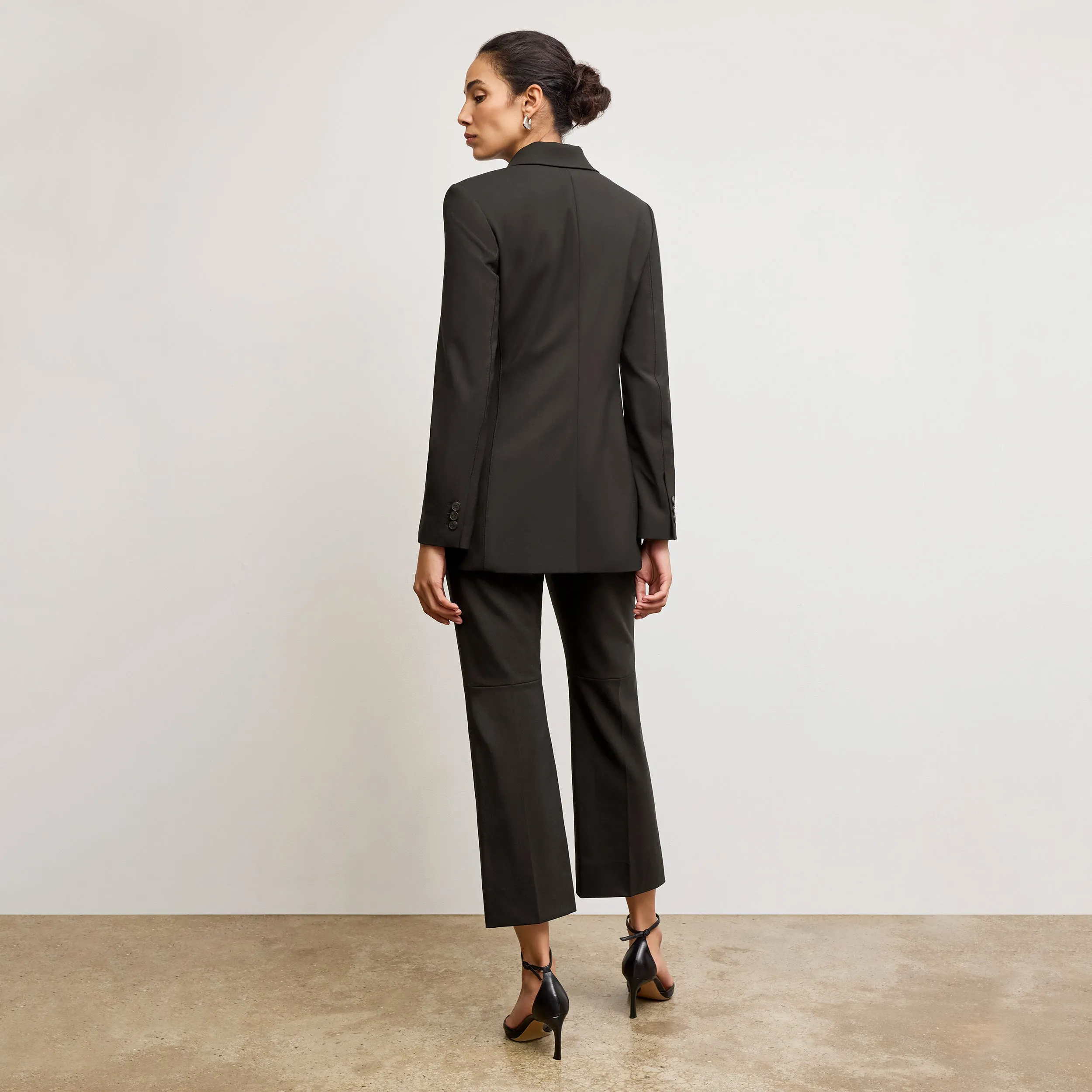 Rossi Executive Blazer - Washable Wool Twill :: Black NoSlipGripperBand LaserCut Edges