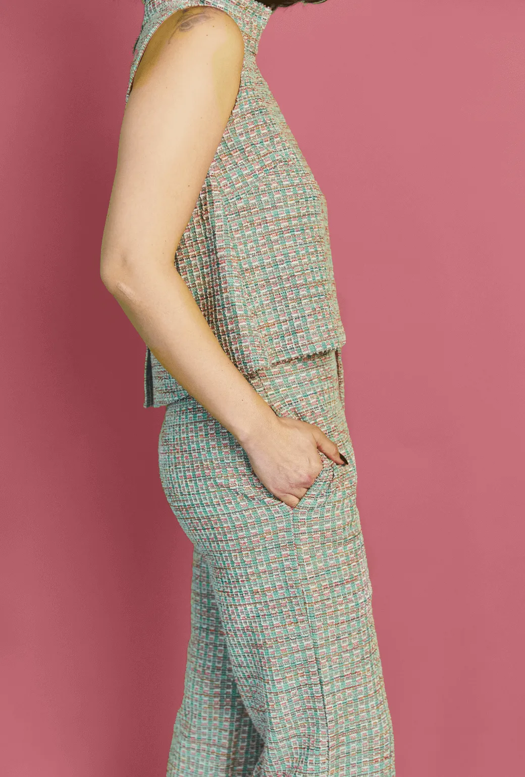 Flowy legs SAMPLE - Le Culottes - Green and Pink Plaid Knit