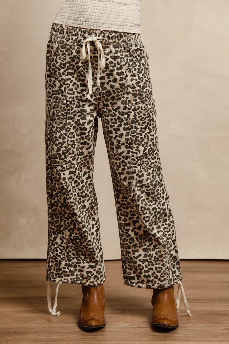 QuickReleaseFastenings IB1639-01 | LEOPARD PRINT DRAWSTRING PANTS