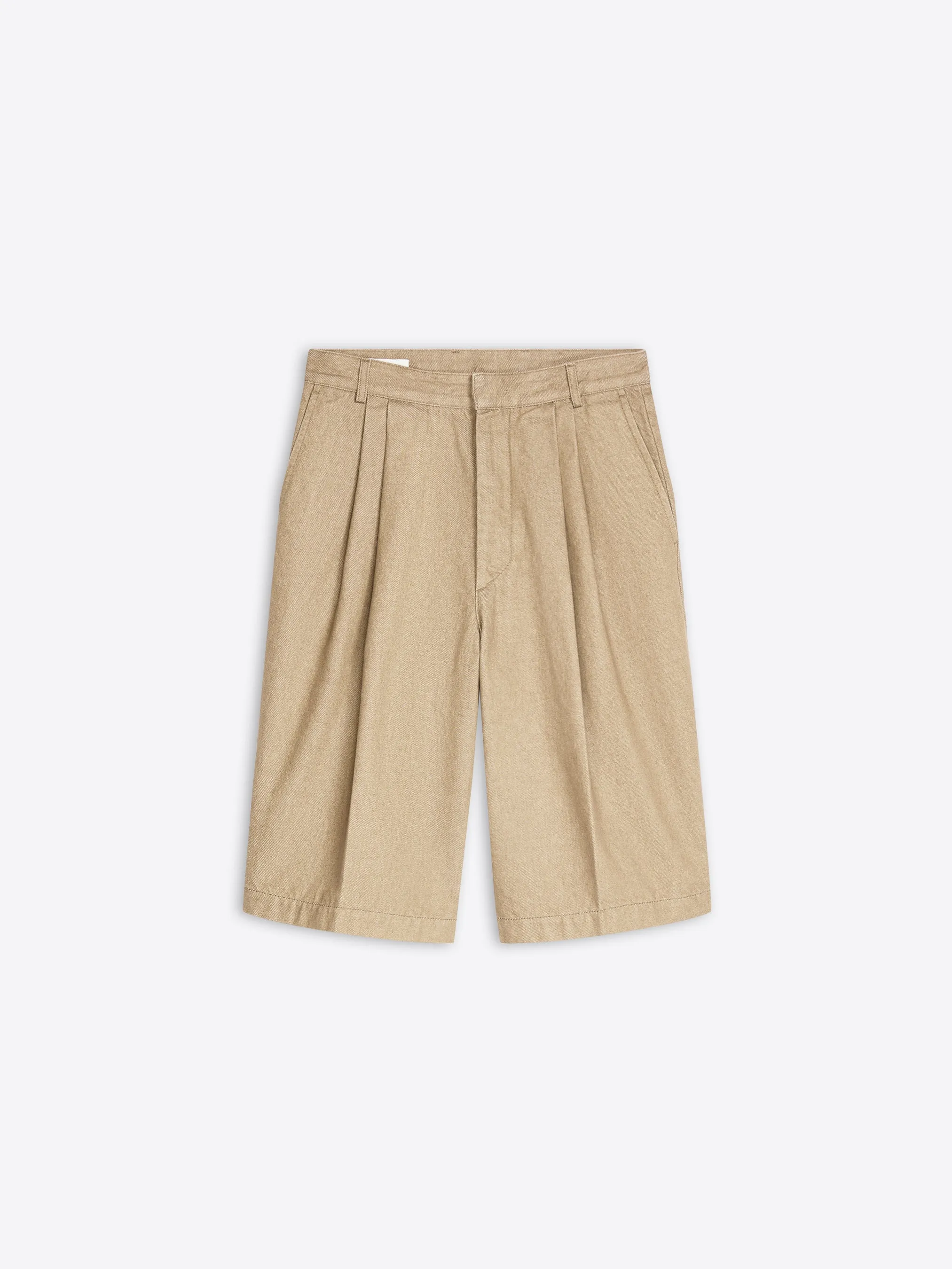 Tailored denim shorts Trendy men??s wear