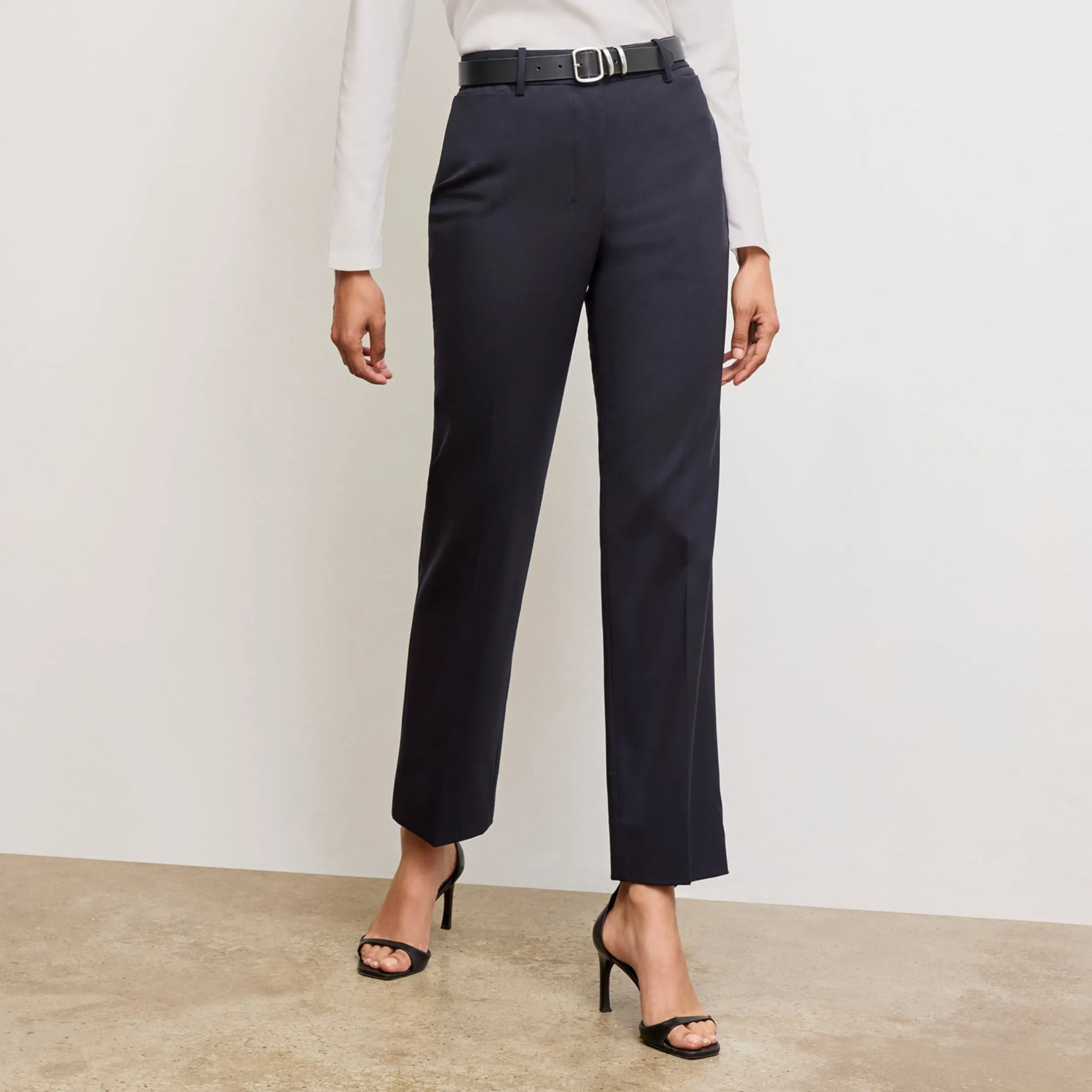 TemperatureRegulating Smith Straight Trouser - Washable Wool Twill :: Dark Navy