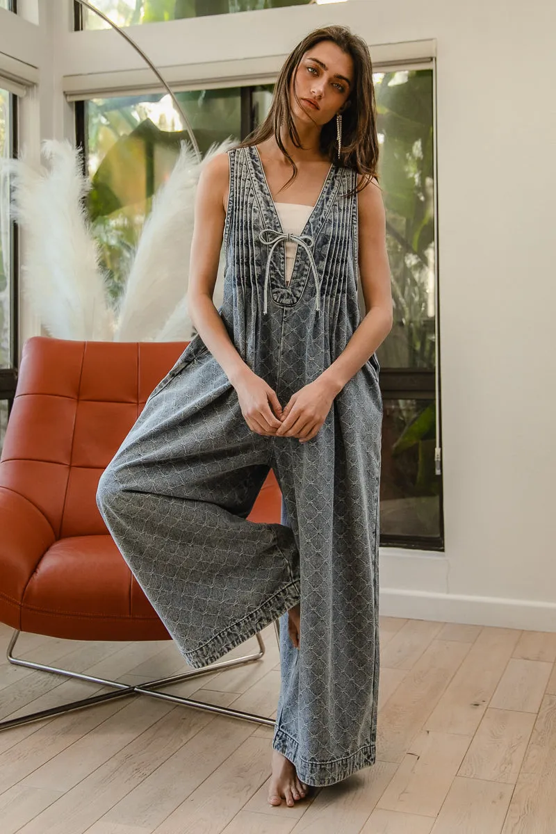 Flexible Comfort IB1578R-04P | MINERAL WASHED BOW TEXTURE DENIM PINTUCK JUMPSUIT WITH SIDE POCKET