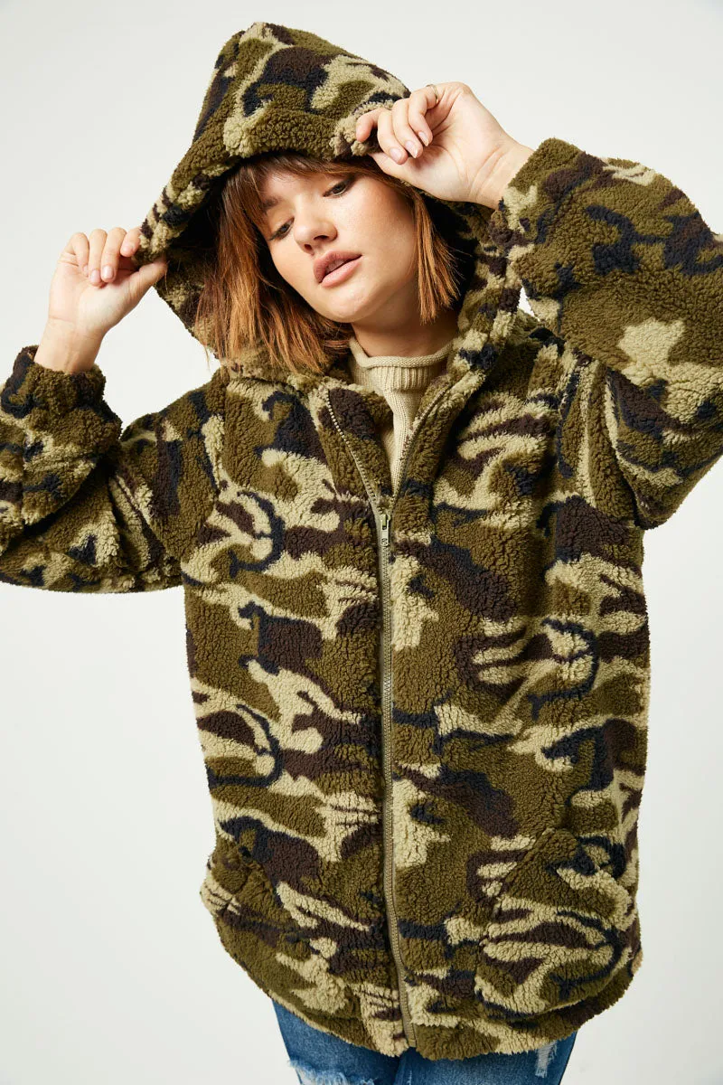 Soft Fleece Hooded Camo Jacket Style Staple Odor Control Fibers