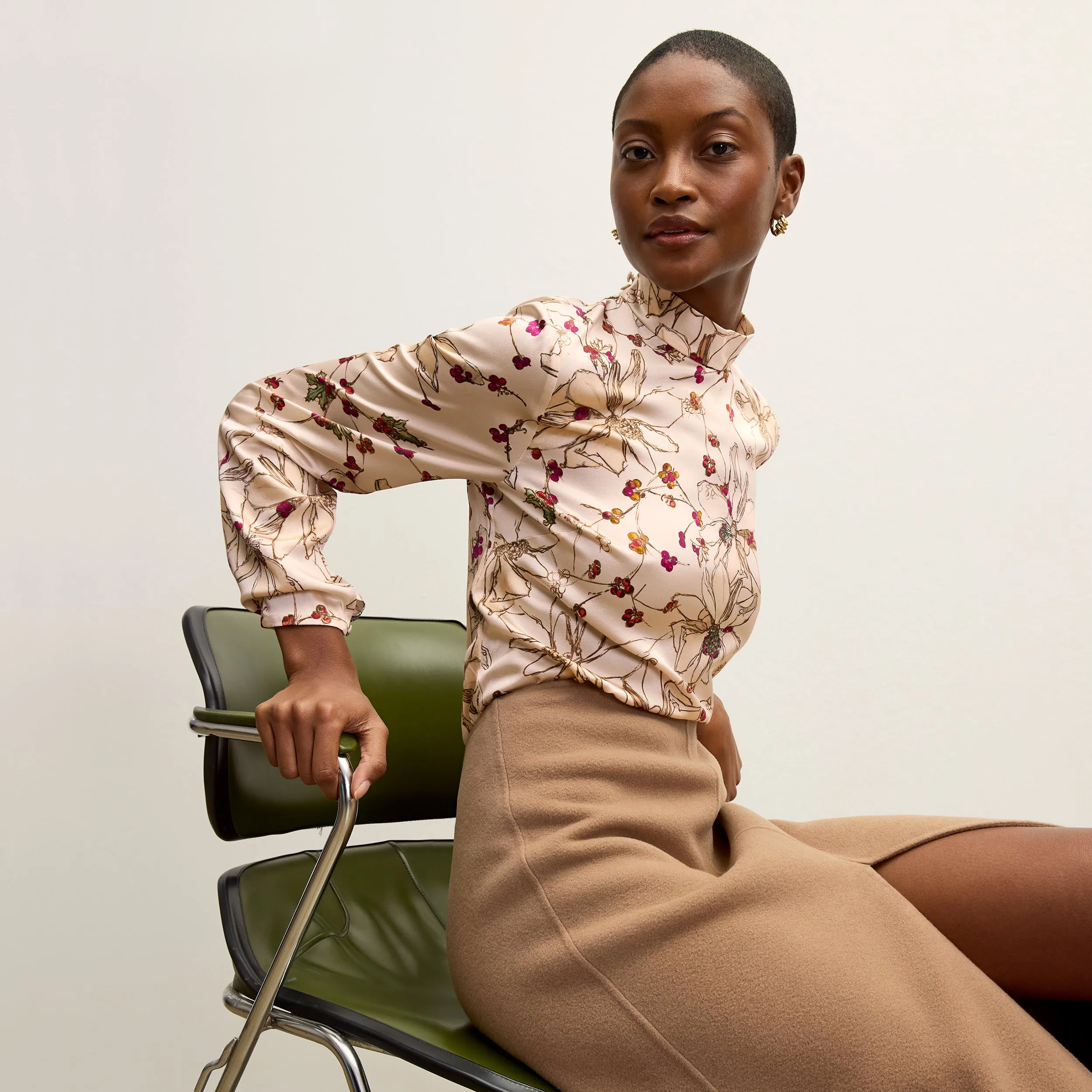 Sohee Top - Washable Silk Charmeuse :: Botanical Print Odor Resistant Treatment Durable Interlock Stitch