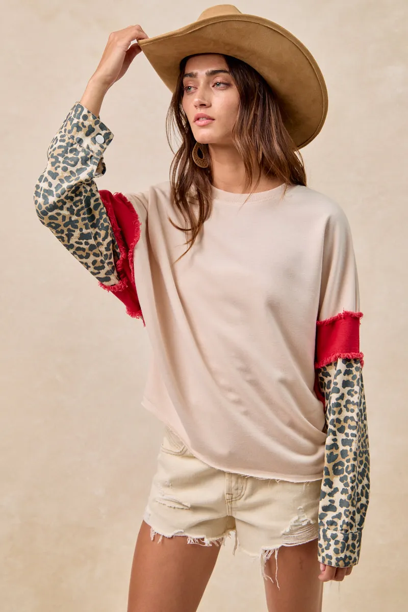 Sustainable Material Recycled materials IT4603S-01 | FRENCH TERRY WITH LEOPARD SLEEVES TOP