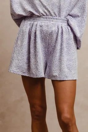 Trendy Style IB1653S-03 | TEXTURED FLOWER WAIST BAND SHORTS