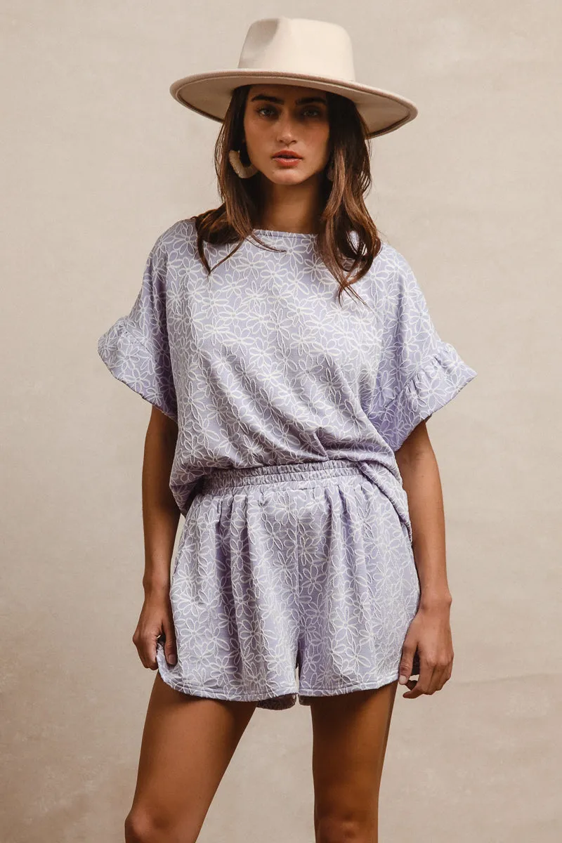 IB1653S-03 | TEXTURED FLOWER WAIST BAND SHORTS Office Friendly Premium Stretch