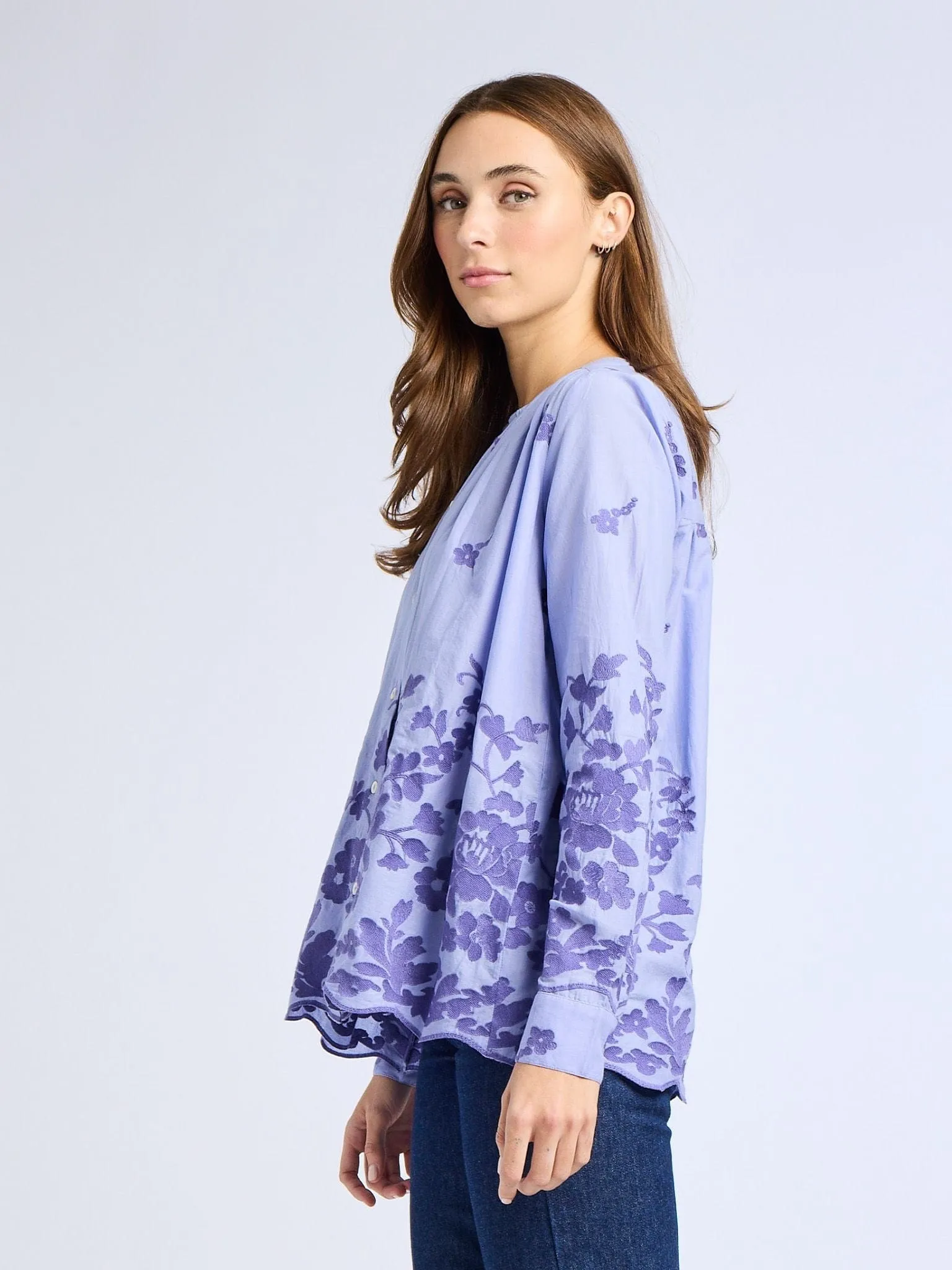 ReinforcedHem Cool Fabric Florian Top in Periwinkle Embroidery