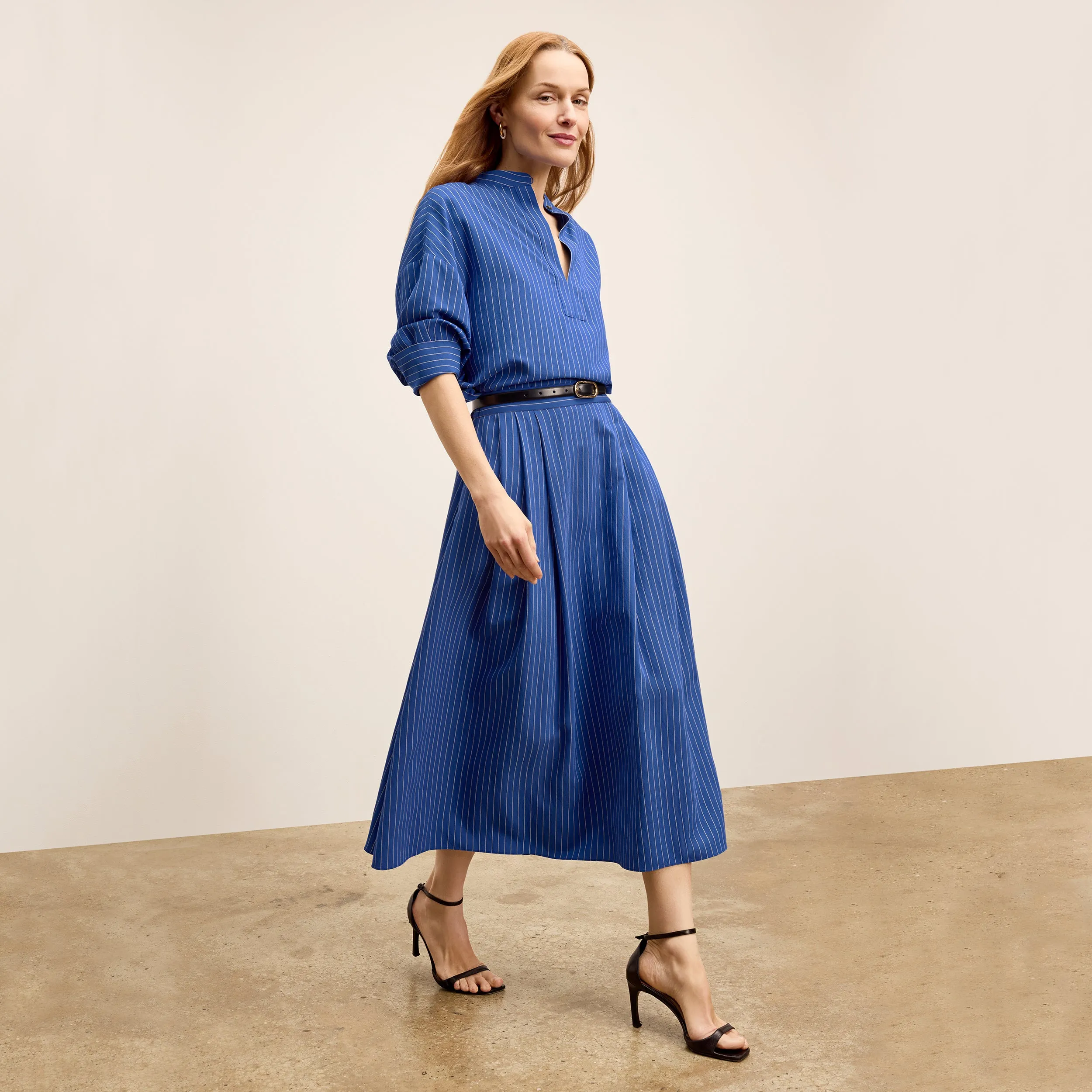 Kylan Vacation Top - Soft Stripe :: River/Ivory Breathable fabric