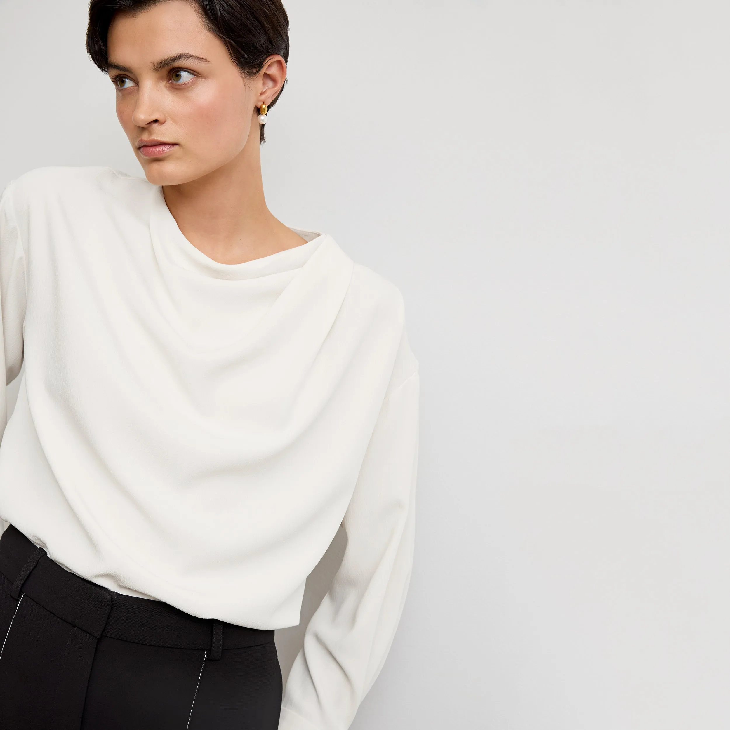 Annmarie Drape Top - Eco Soft Wave :: Ivory AntiPill Texture NonFadeFinish