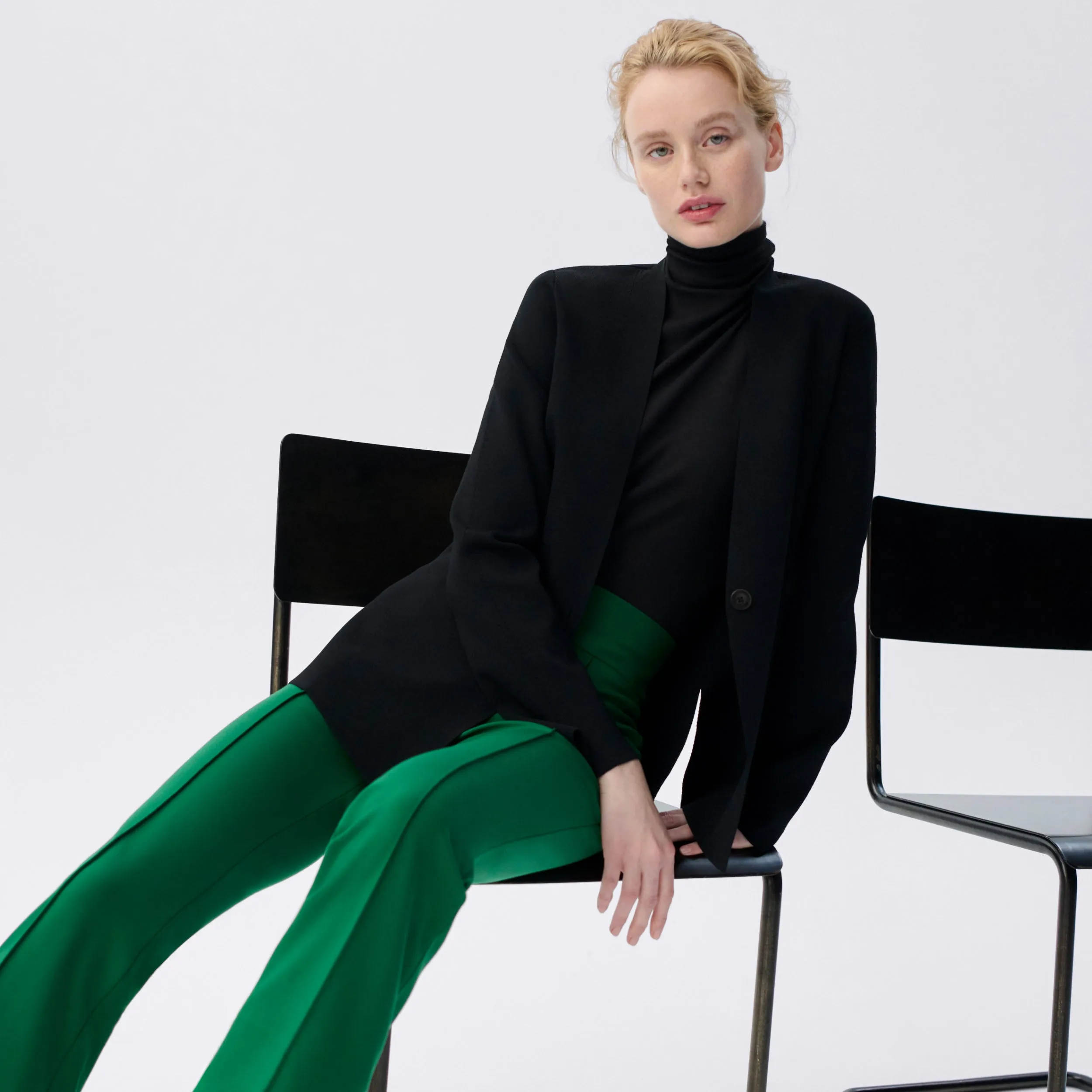 Jennimai Jardigan :: Black Classic Comfort Clean Lines