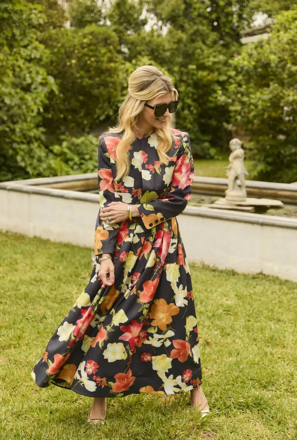 TailoredSilhouette FadeResistant The Gen Skirt - Hibiscus