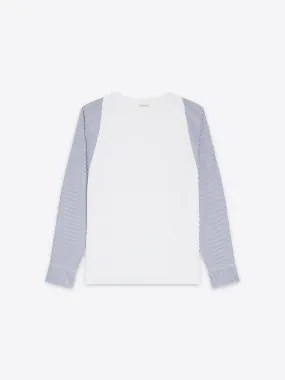 Contrast sleeves tee goes with high heels