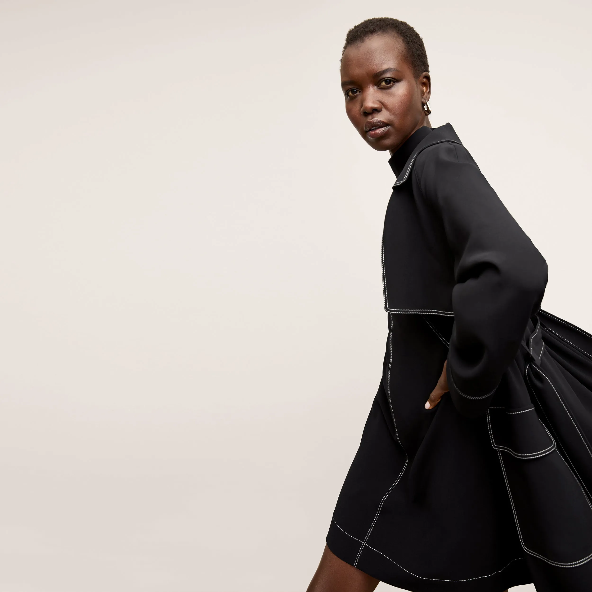 Trendy Performance Kinsley Dress - Everyday Crepe :: Black Timeless Cut