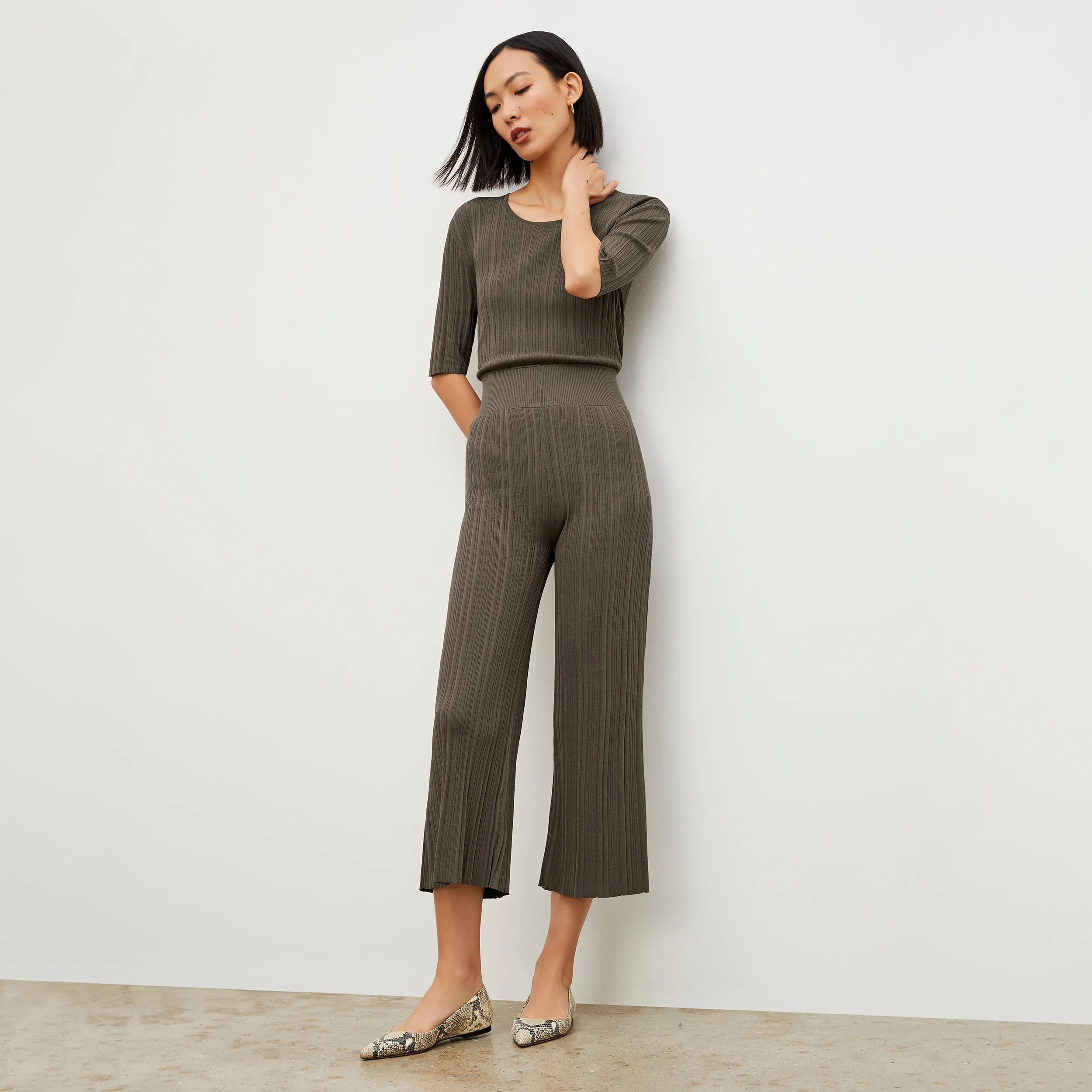Trendy Style Marijane Pant - Textured Knit :: Light Ash Anti Pilling Treatment SweatWicking Fabric