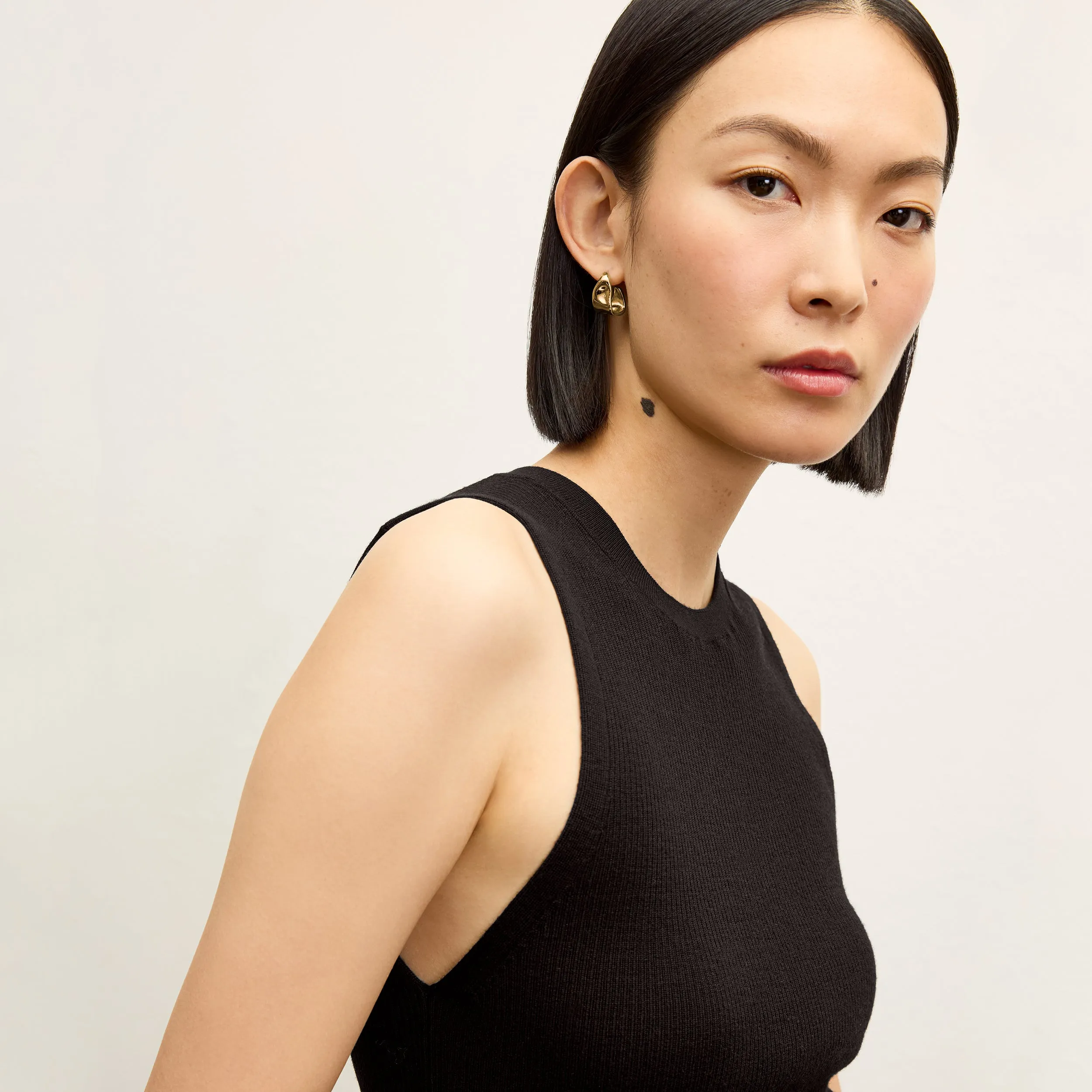 Trina Top - Ribbed Merino :: Black Contrast Topstitching Detail