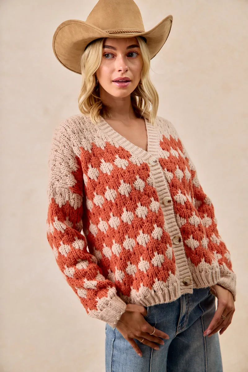 IT4706-01 | TEXTURED SWEATER CARDIGAN WITH BUTTONED CLOSURE Simple Look Convertible 2 In 1 Function