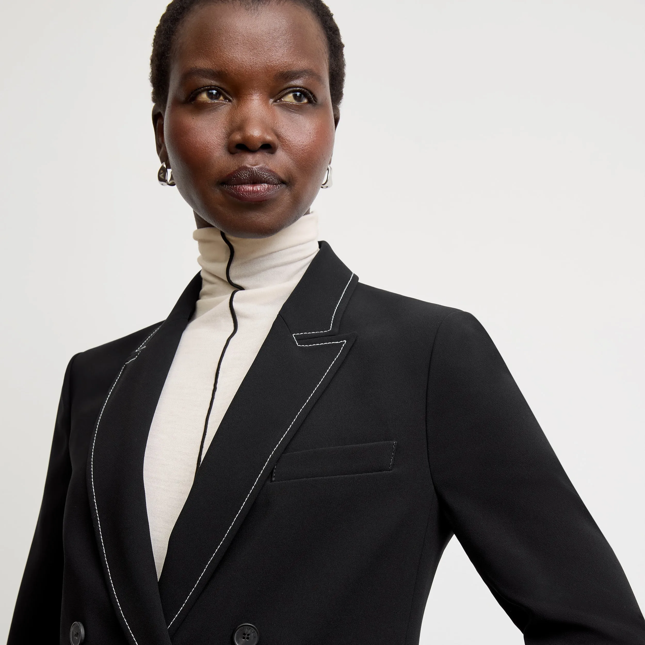 EcoFriendly Dye Anti Static Treatment O'Hara Boyfriend Blazer - Everyday Crepe with Topstitch :: Black