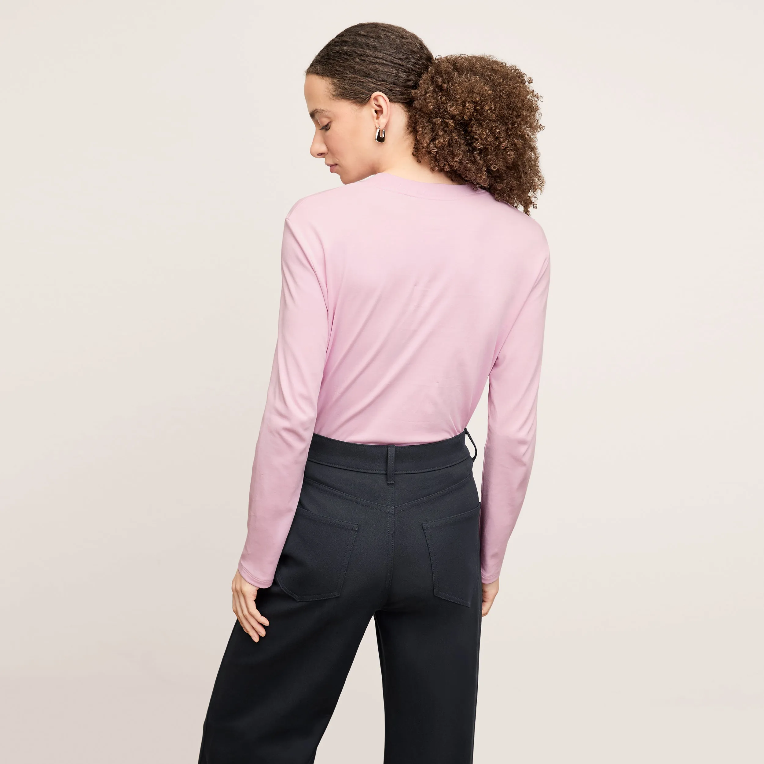 Subtle Texture Weave Convertible Sleeve Adaptation Raquel Long-Sleeve Tee - Organic Pima Cotton :: Hyacinth