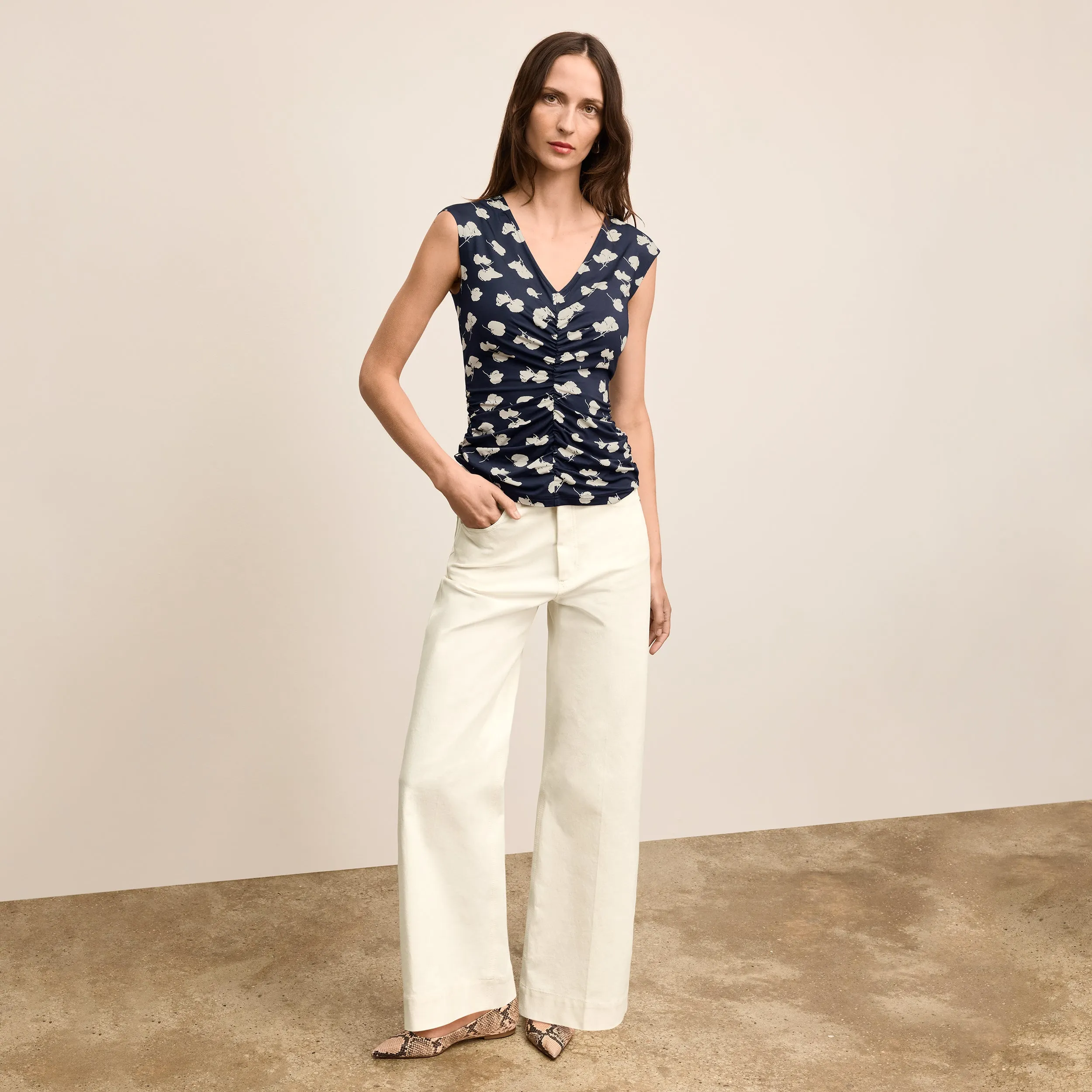 Timeless Cut Erasable Surface Coating Franka Ruched Top - Printed Jersey :: Petal Print