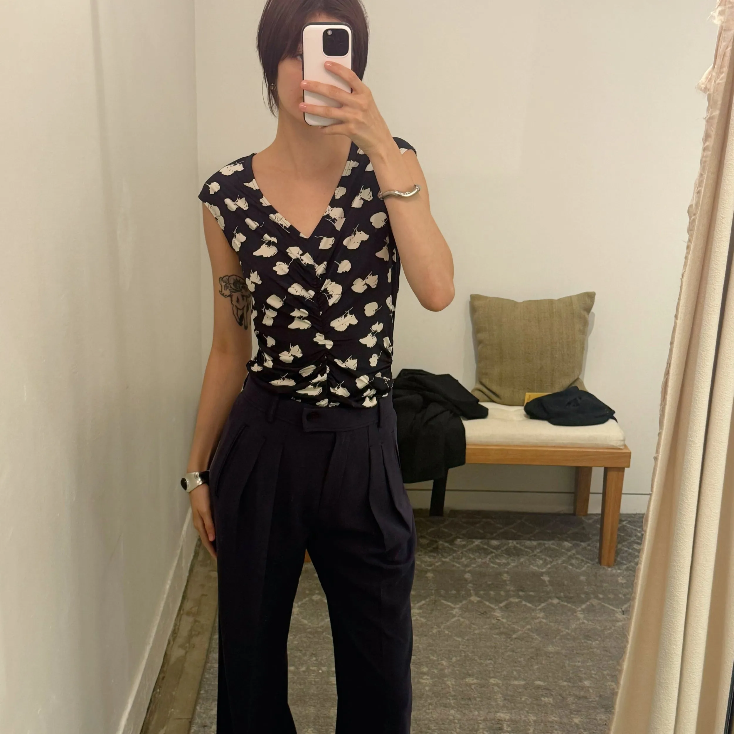 WaterRepellent Coating Taped Neckline Franka Ruched Top - Printed Jersey :: Petal Print