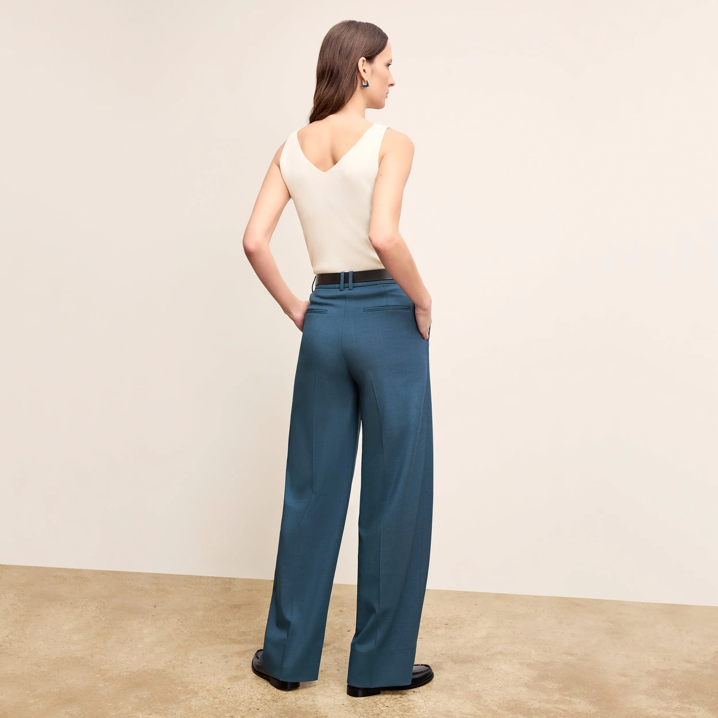 VentilatedBack Panel Rina Sculptural Pant - Washable Wool Twill :: Bluebell QuickDryConstruction