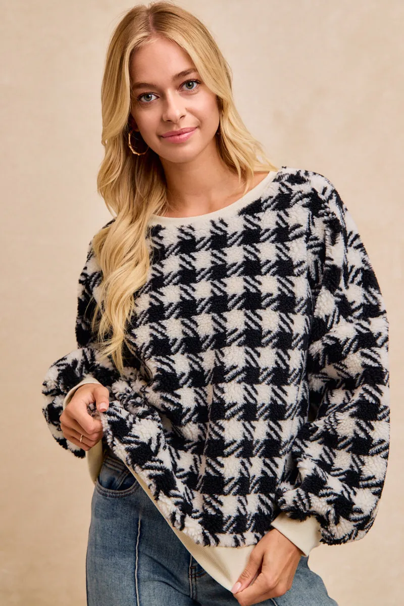 Basic Essential Layer IT1971R-06 | PATTERNED SHERPA PULLOVER TOP