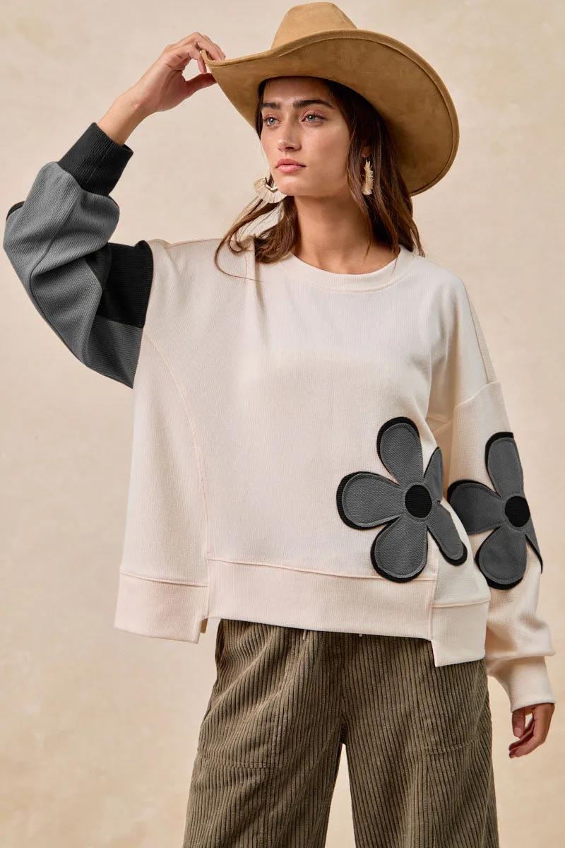 IT3518S-02 | TEXTURED RIB FLOWER PATCHWORK TOP WITH UNEVEN HEM Lightweight Weave