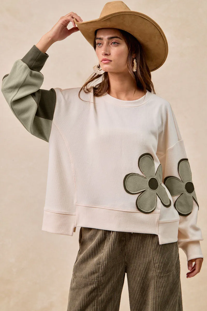 Relaxed Comfort IT3518S-02 | TEXTURED RIB FLOWER PATCHWORK TOP WITH UNEVEN HEM