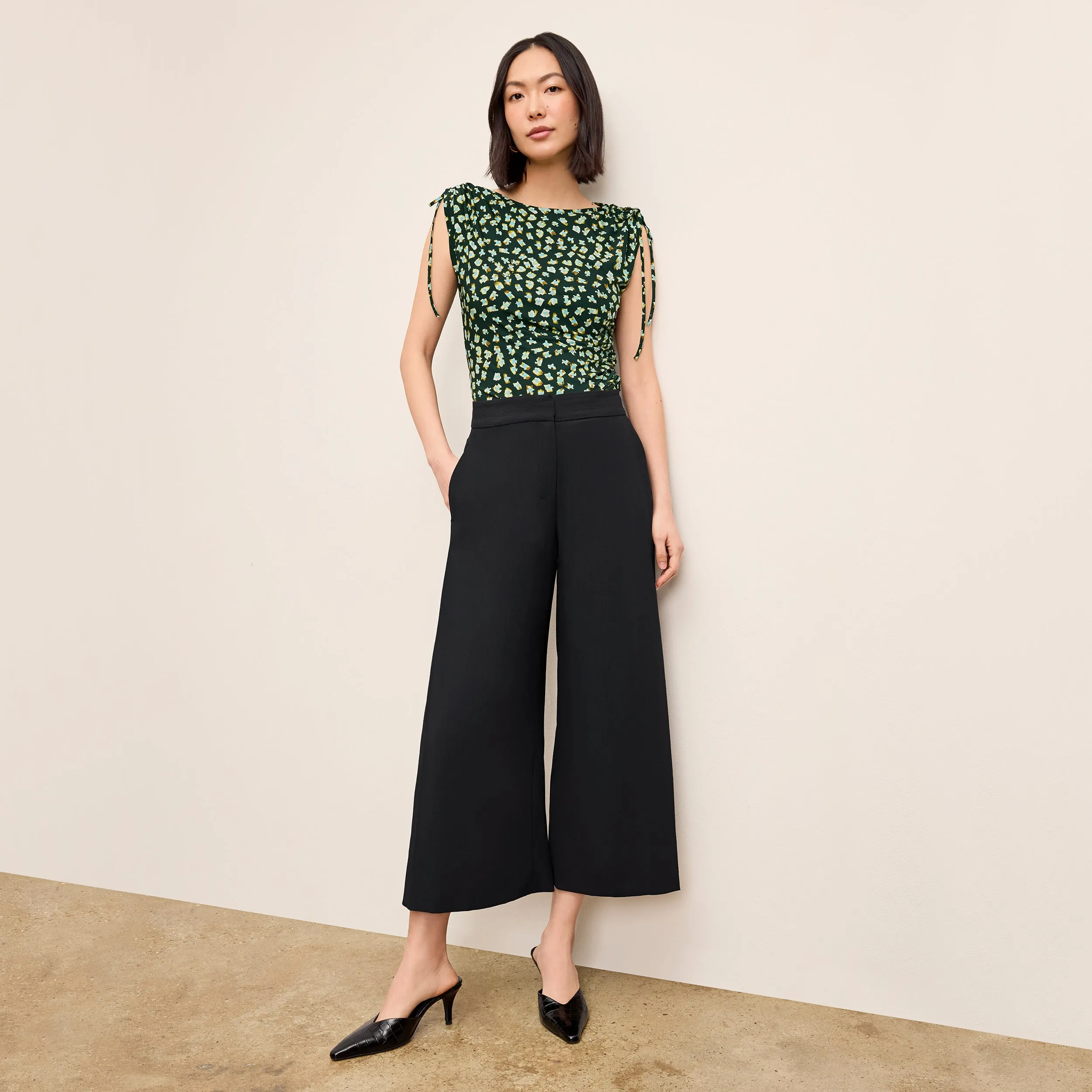 MoistureWicking Material Professional Wear Zhou Culotte - Eco Soft Wave :: Black